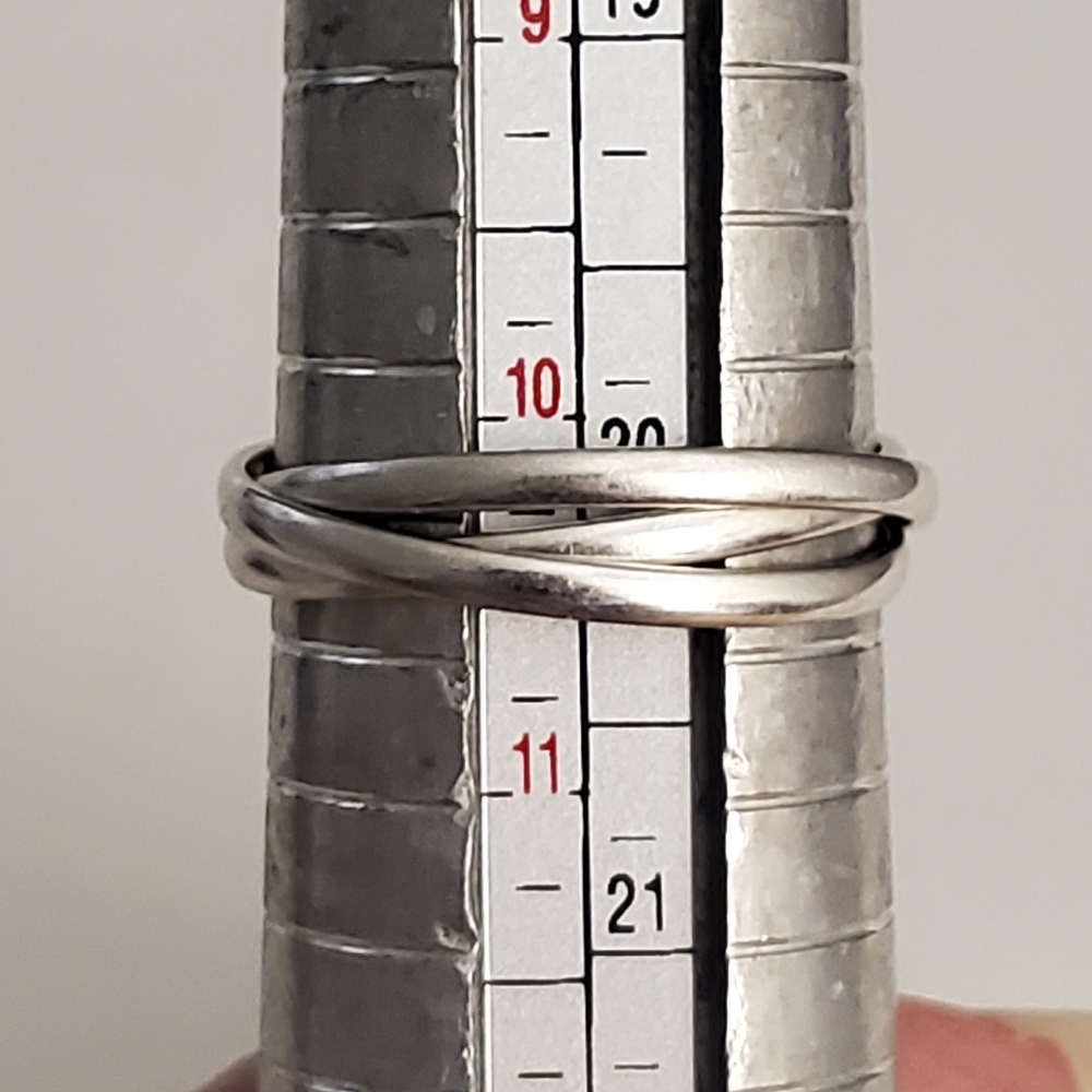 Sterling Silver Three Interlocking Rings - Picture 5 of 5